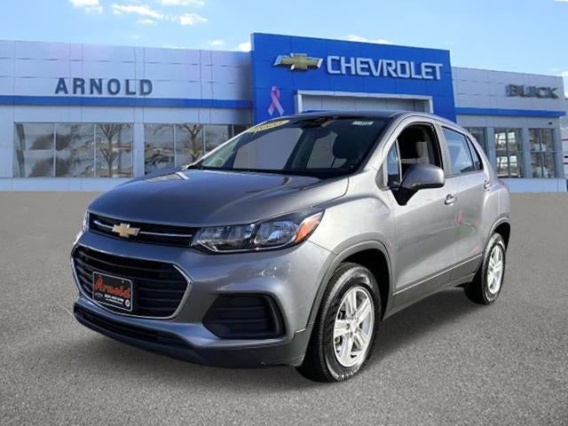 Used 2020 Chevrolet Trax LS with VIN 3GNCJNSB5LL207598 for sale in Babylon, NY